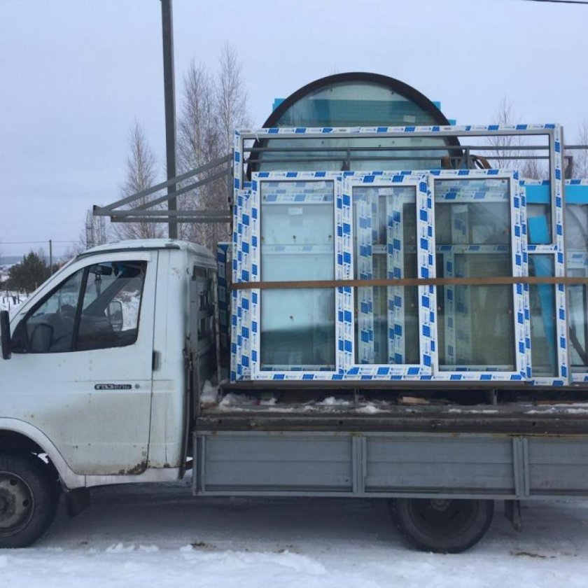 Машина для перевозки окон ПВХ