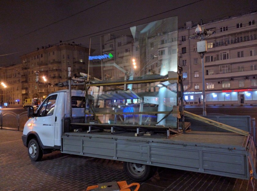 Газель с окнами