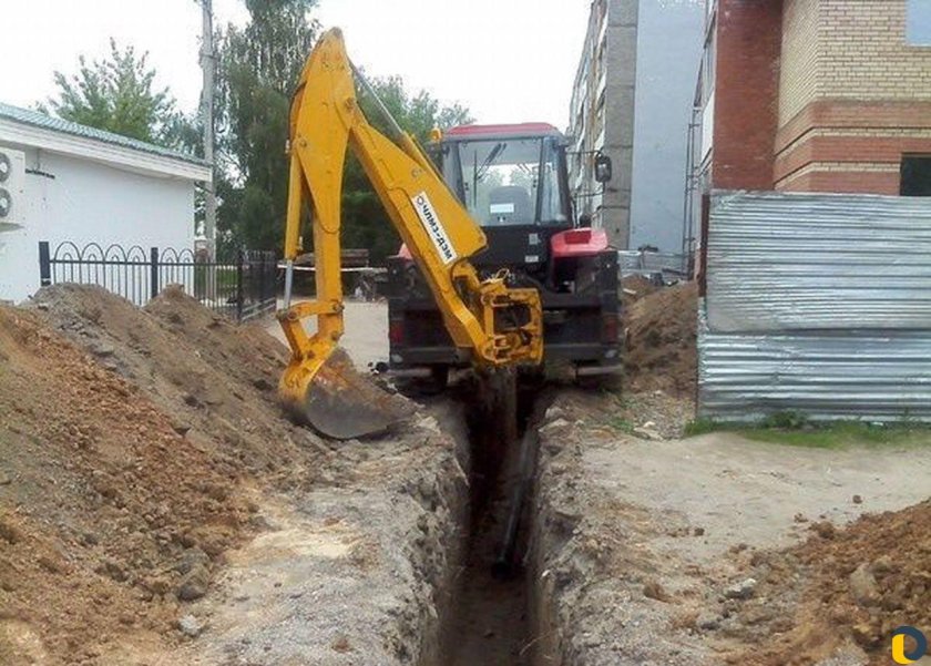 Экскаватор JCB копка