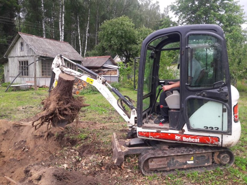 Мини экскаватор Бобкэт е16