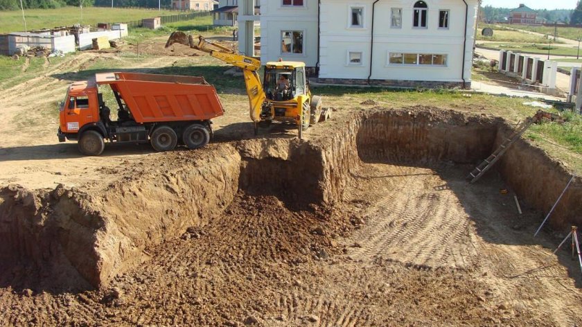 Разработка котлована