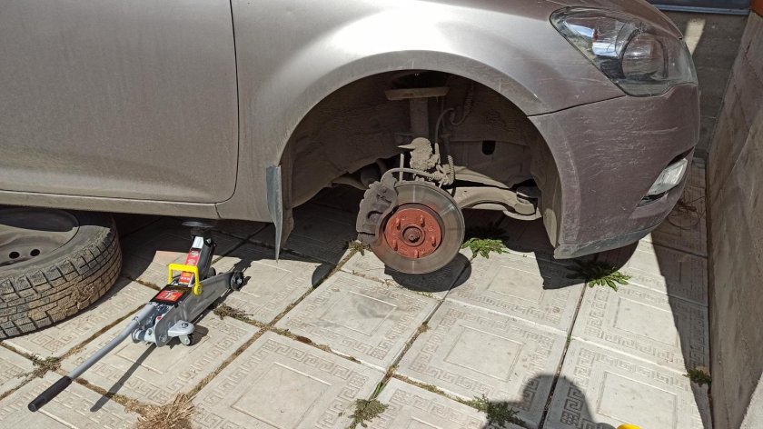 Переднее колесо Киа Рио