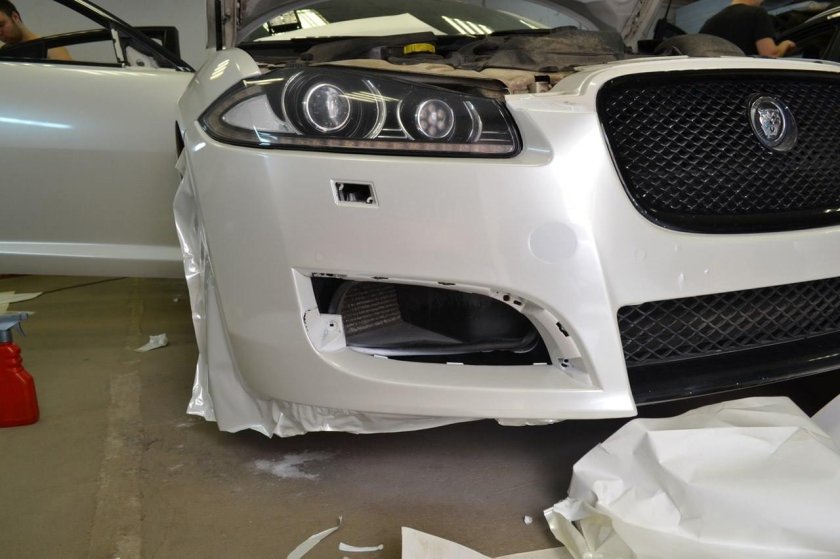 Виниловая плёнка Avery Jaguar XF