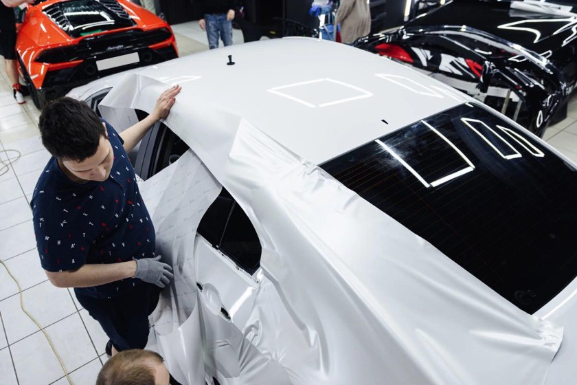 Полиуретановая пленка для авто белый жемчуг