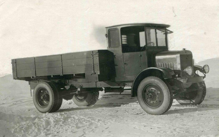 МАЗ 200 С двигателем ЯАЗ 206