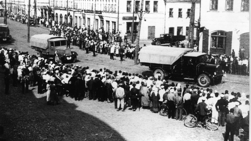 Ярославский автомобильный завод ЯАЗ В годы войны