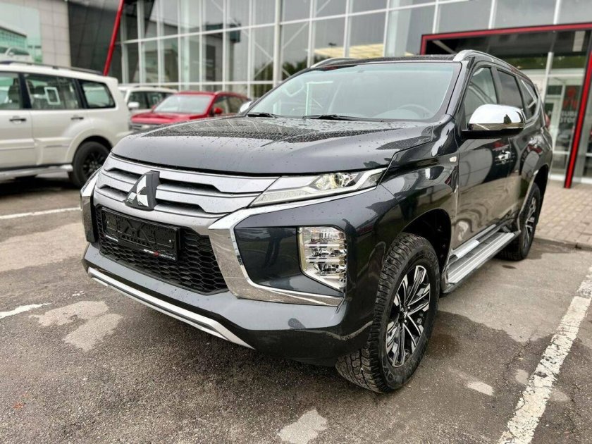 Pajero Sport 2022