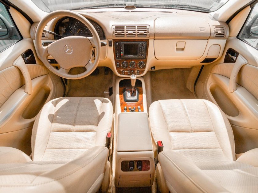 Mercedes-Benz w163 салон