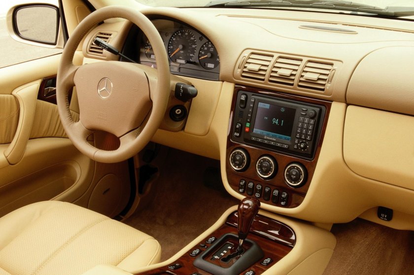 Mercedes Benz ml w163 салон