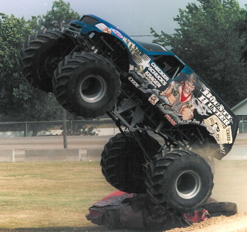 Монстр трак монстр трак монстр трак монстр трак