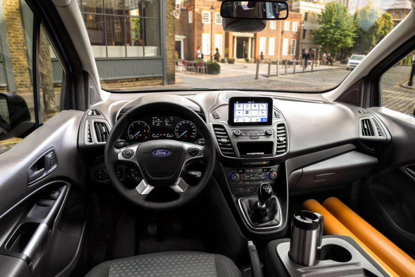 Транзит Коннект 2015 года салон