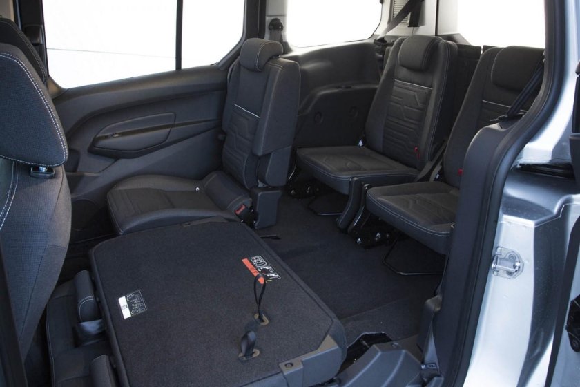 Ford Tourneo connect салон