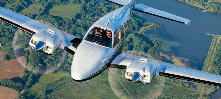 Самолёт Бичкрафт Барон