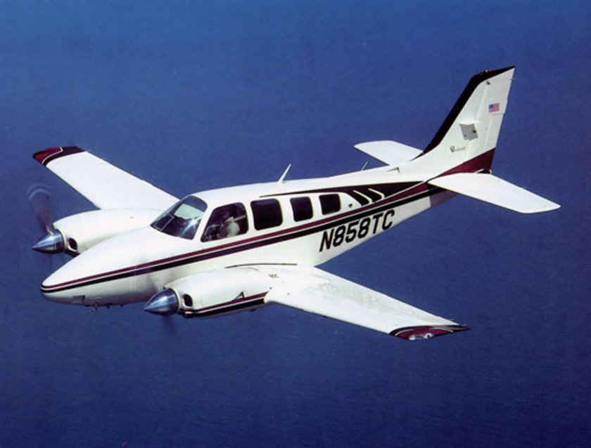 Beechcraft Baron b58