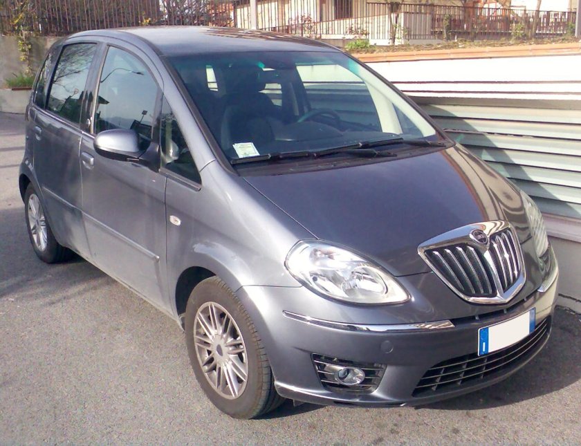 Lancia 2010