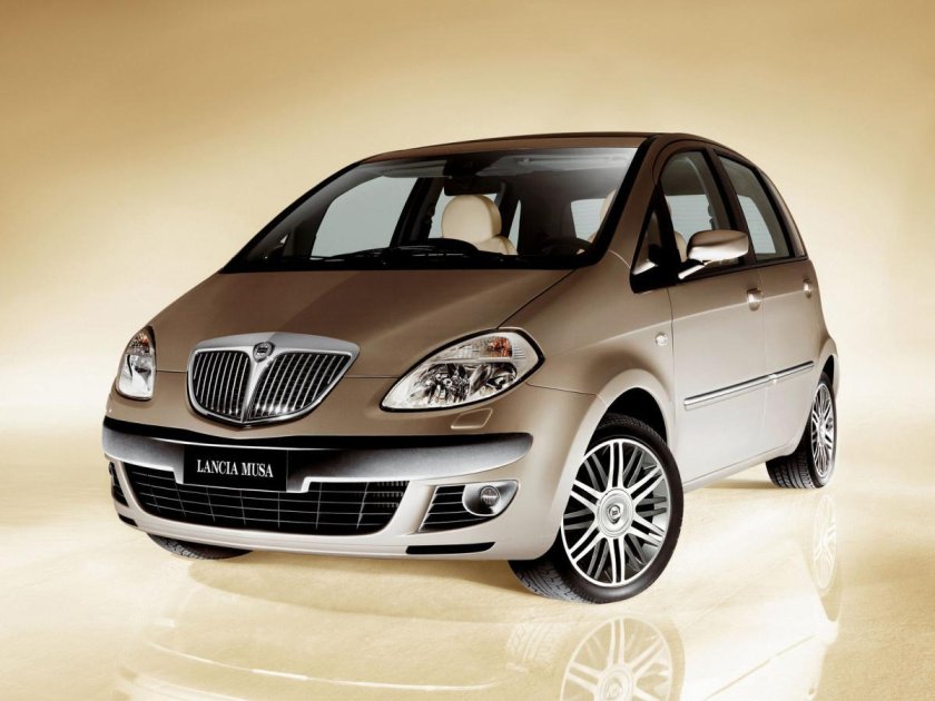 Lancia Musa салон