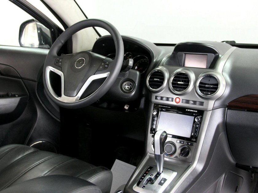 Опель Антара 3.2