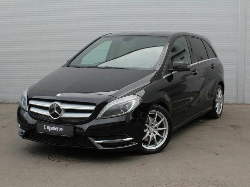 Mercedes Benz b180 2013