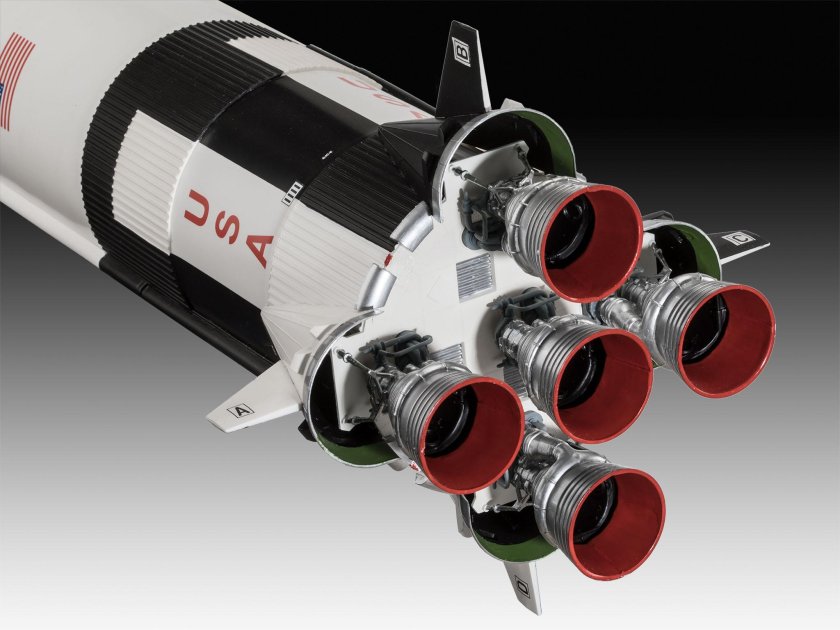 Аполлон 11 ракета Сатурн 5