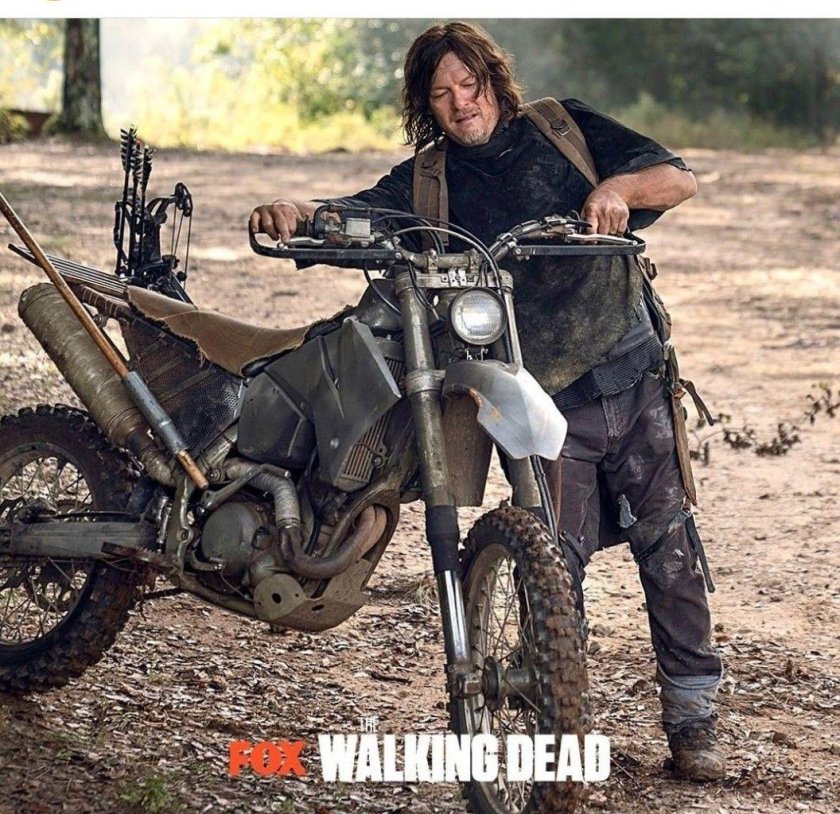 Дэрил Диксон на мотоцикле