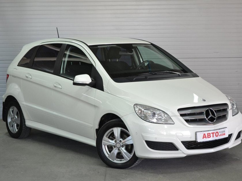 Мерседес с 180 2010