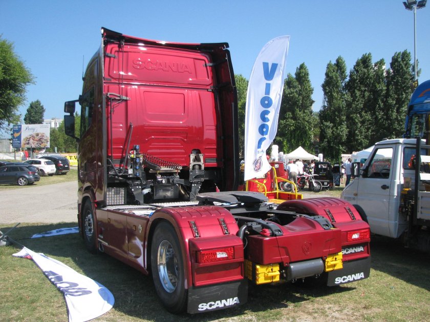 Итальянский тягач