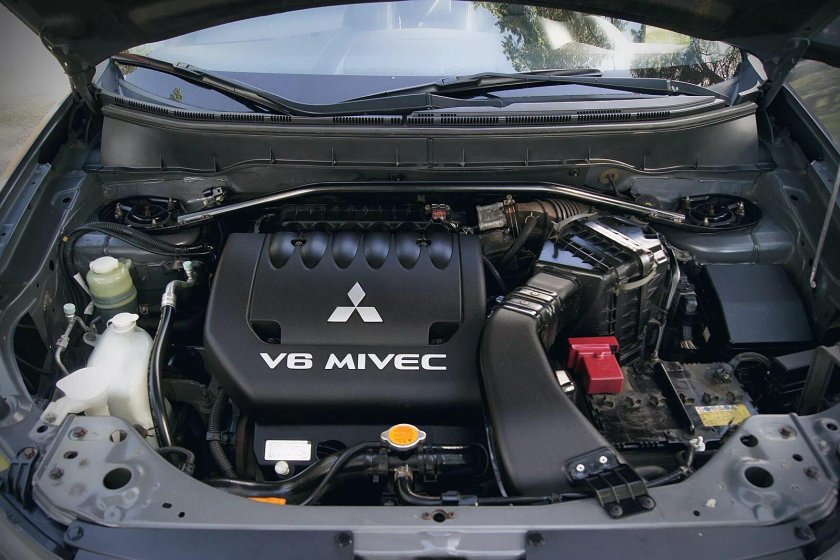 Подкапотное Outlander XL 3/0