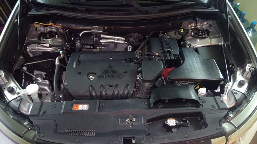 Аутлендер 3 под капотом