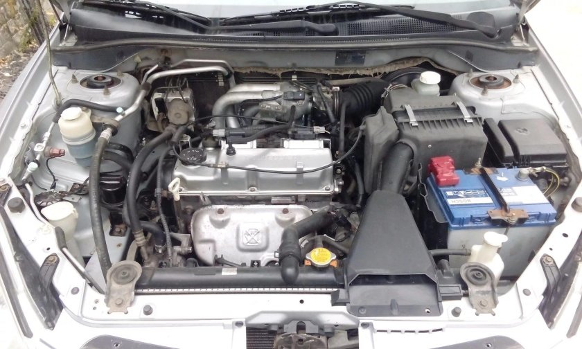 Мотор Лансер 9 1.6