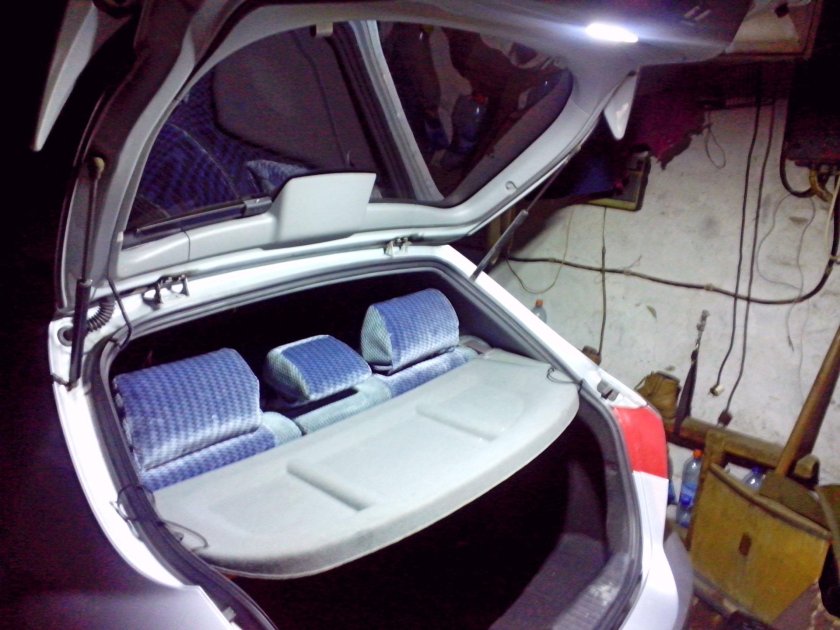 Полка багажника Шевроле Лачетти хэтчбек