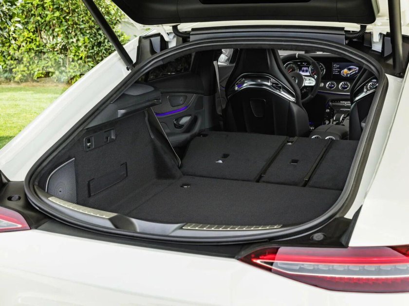 Mercedes Benz gt 63 s багажник