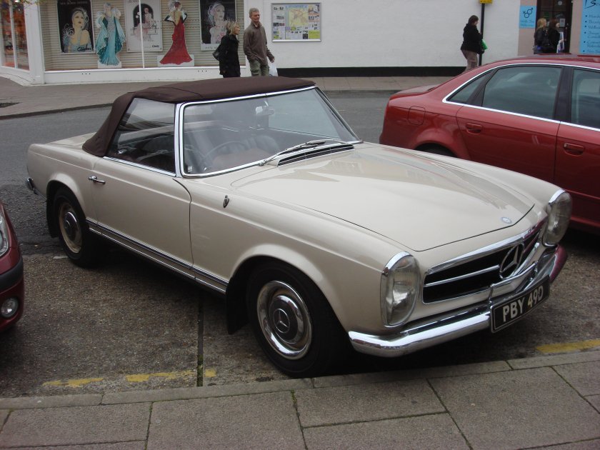 Mercedes 230 SL