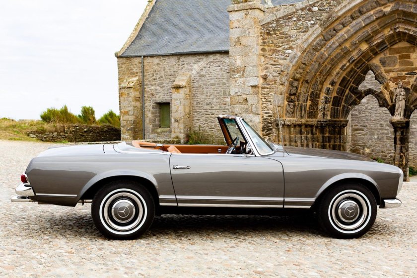 Мерседес Бенц 230