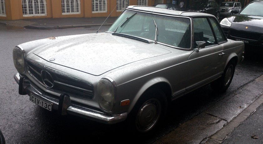 Мерседес пагода с жесткой крышей