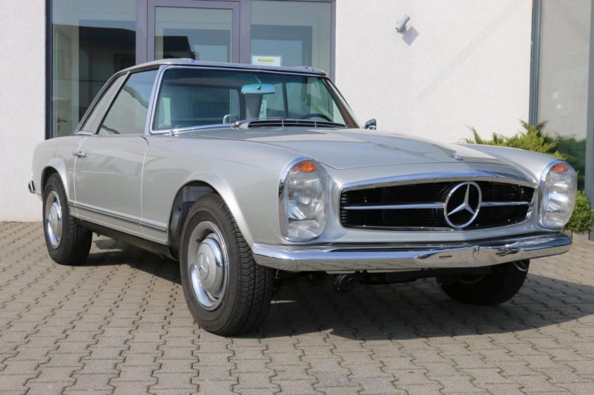 Mercedes Benz SL w113