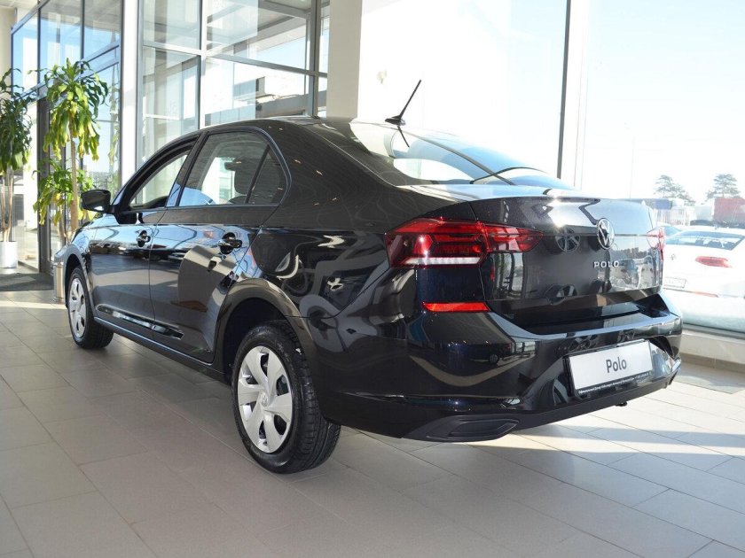 Polo 2021 черный