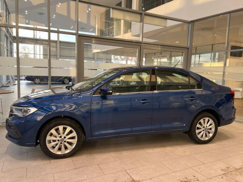 Поло лифтбек 2022