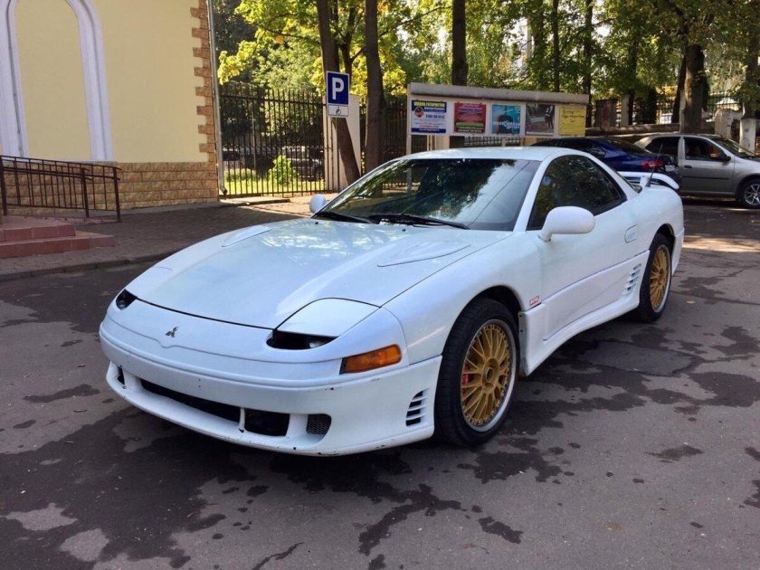Митсубиси 3000гт белый