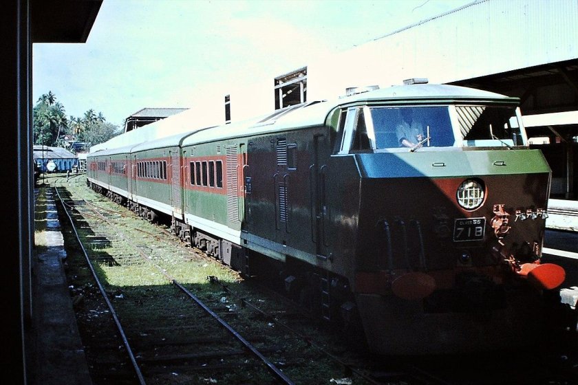 Шри Ланка железная дорога