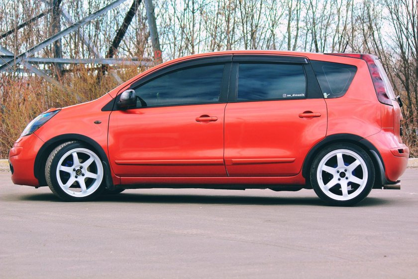 Nissan Note r16